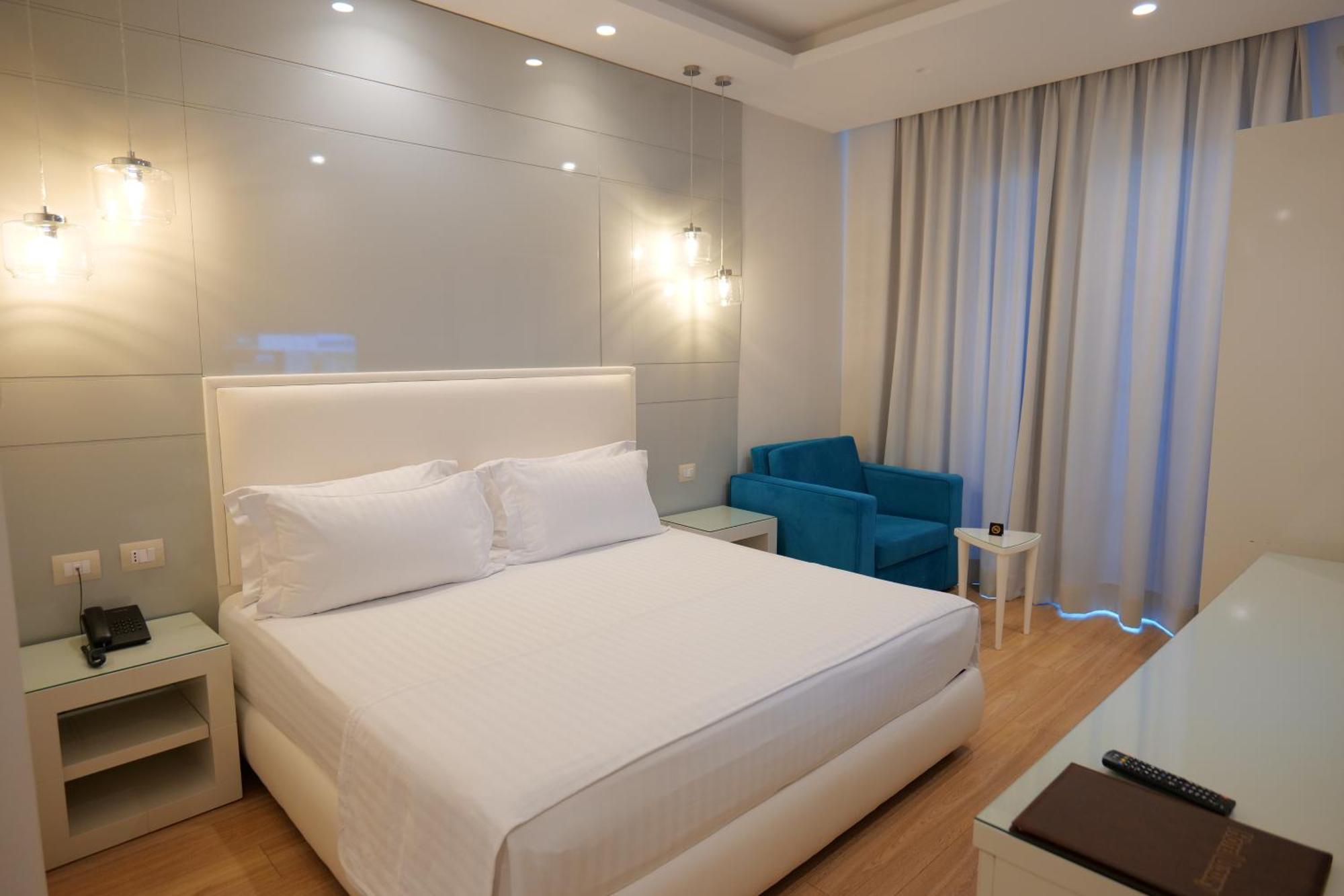 Hotel Luxury Ksamil Exterior photo