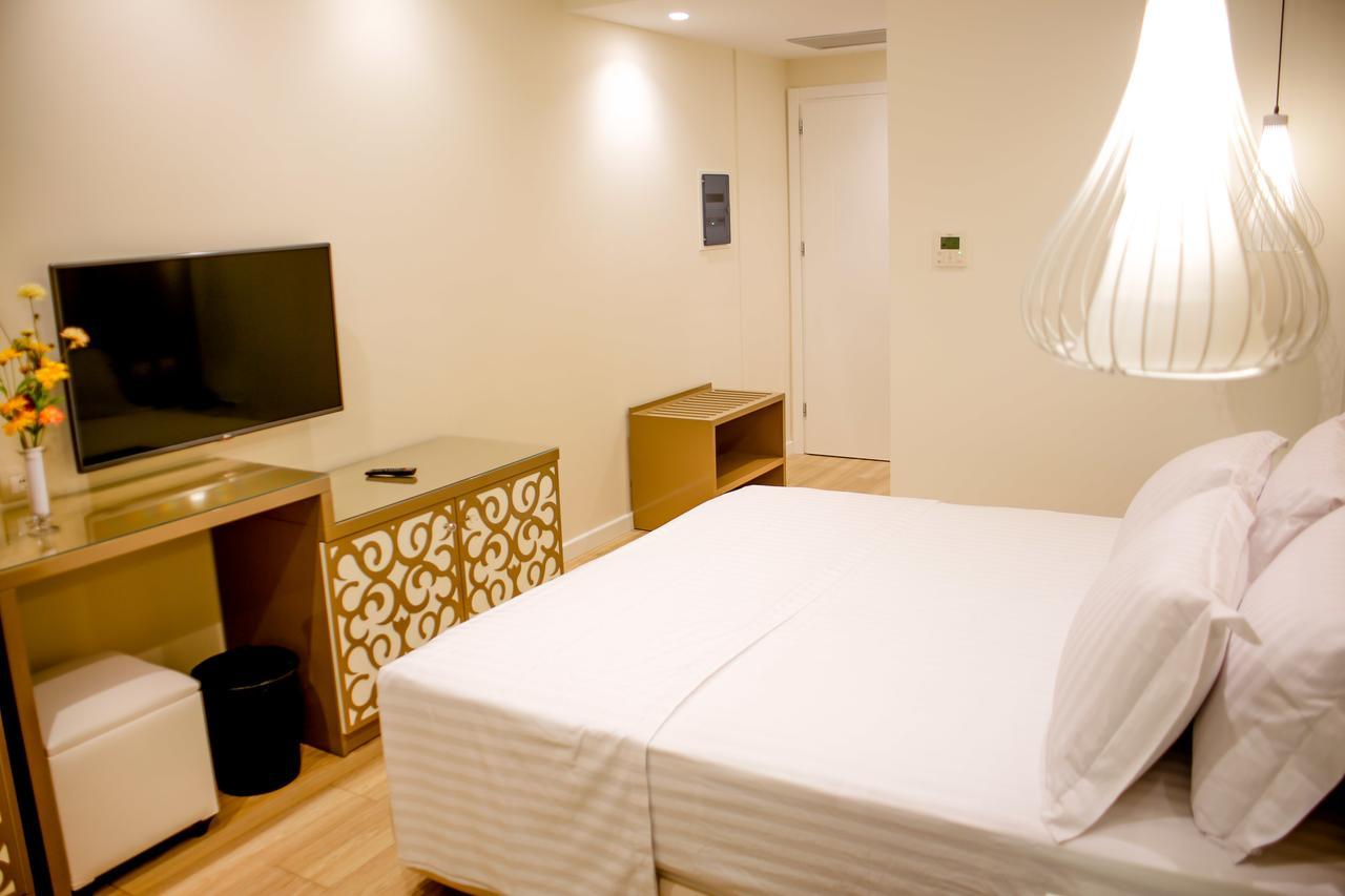 Hotel Luxury Ksamil Exterior photo